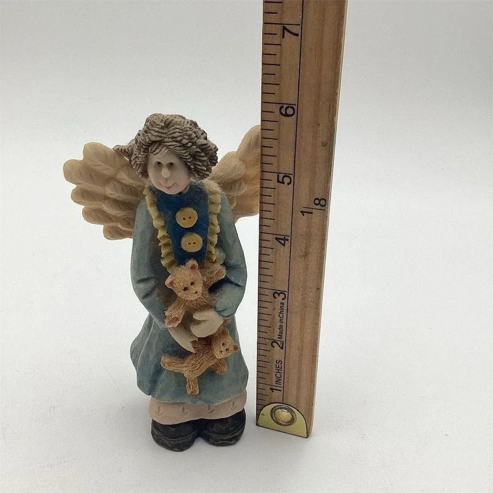 Guardian Angel Figurine‎ 6